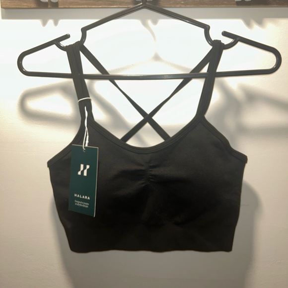 Halara sportsbra - Picture 2 of 4